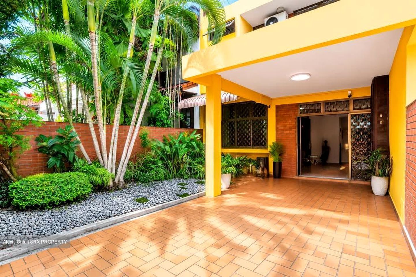 Richards Avenue (D19), Terrace #617575961